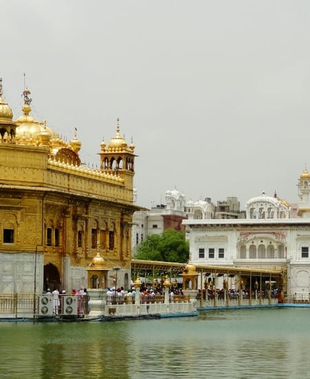 Free Food: Sikh Temple in India